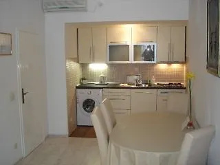 Lenni Apartmán